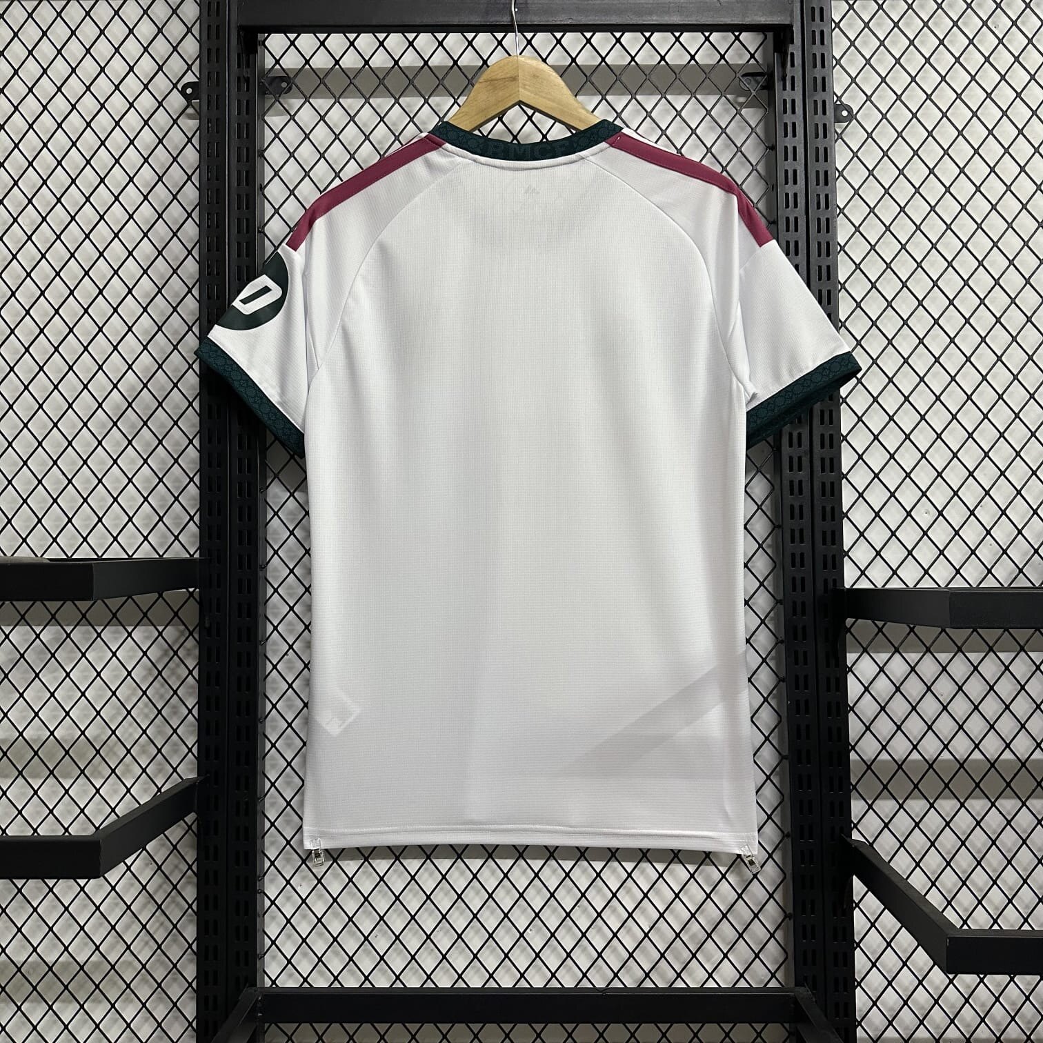 Costas da camisa Real Madrid I 26/27